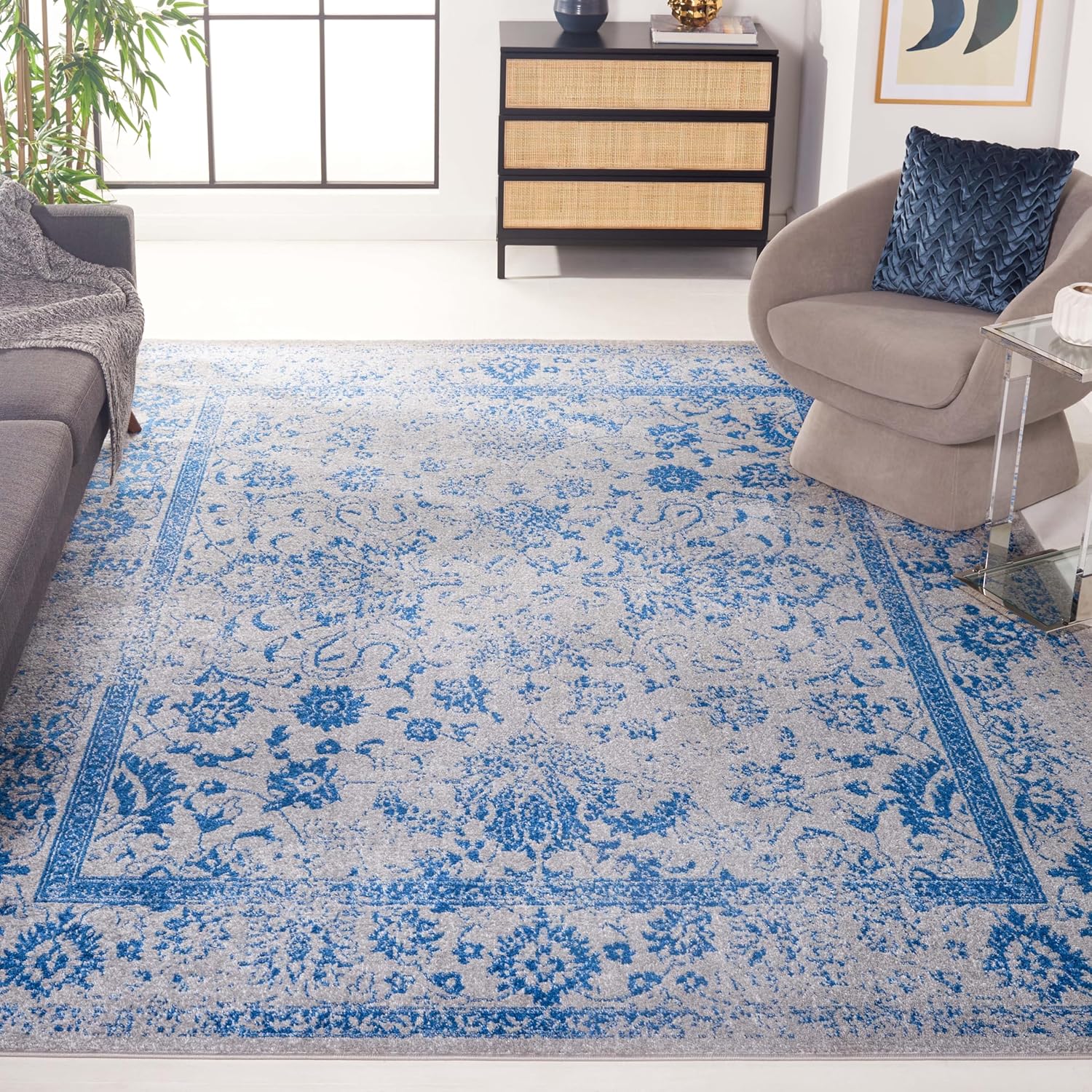 SAFAVIEH Adirondack Collection Area Rug - Stylish & Durable