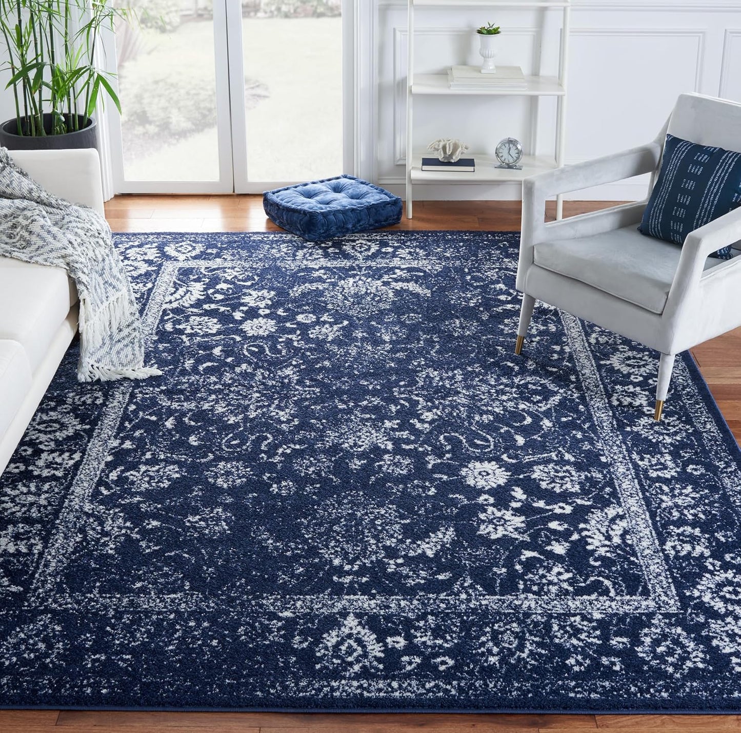 SAFAVIEH Adirondack Collection Area Rug - Stylish & Durable