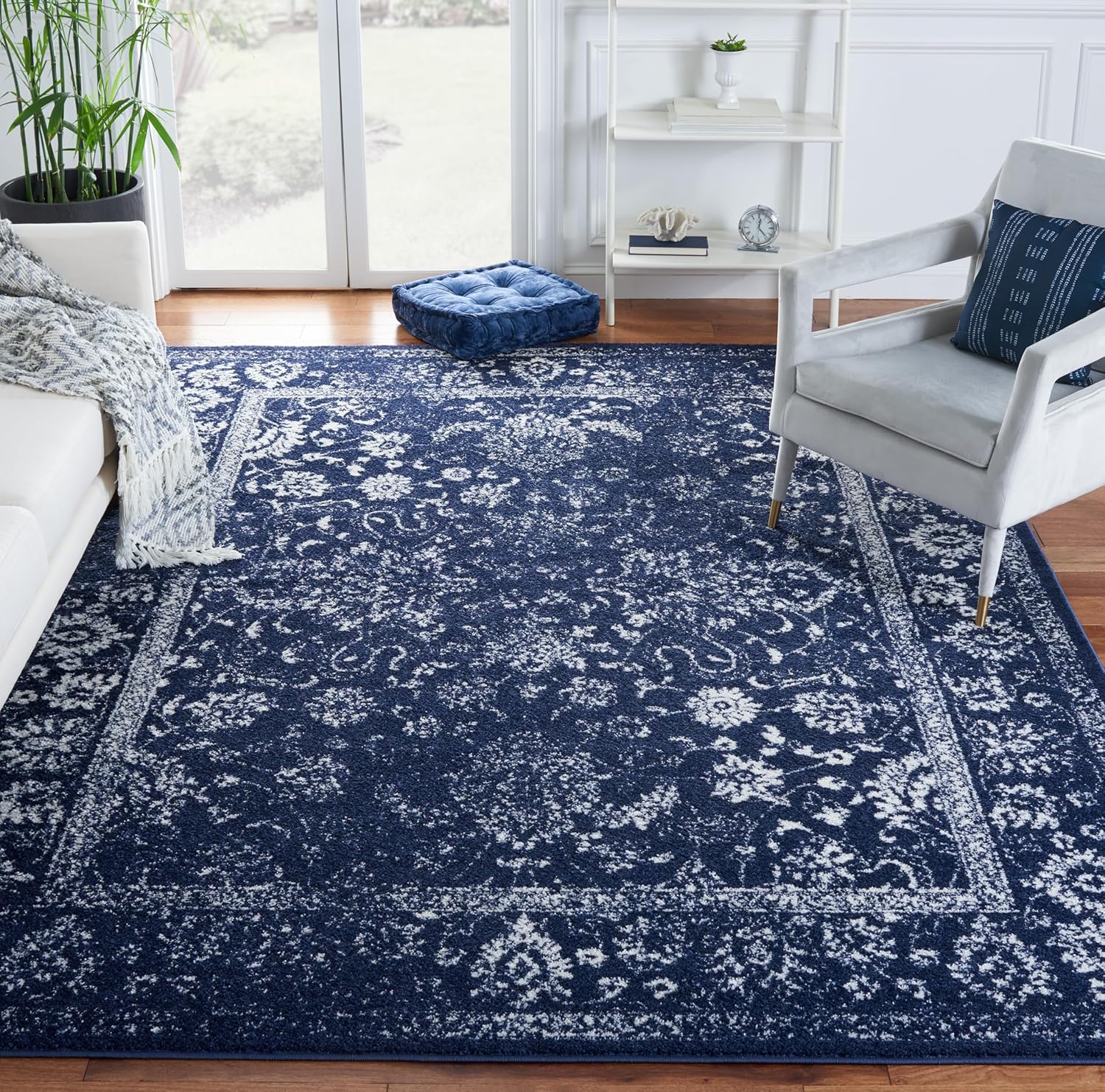 SAFAVIEH Adirondack Collection Area Rug - Stylish & Durable