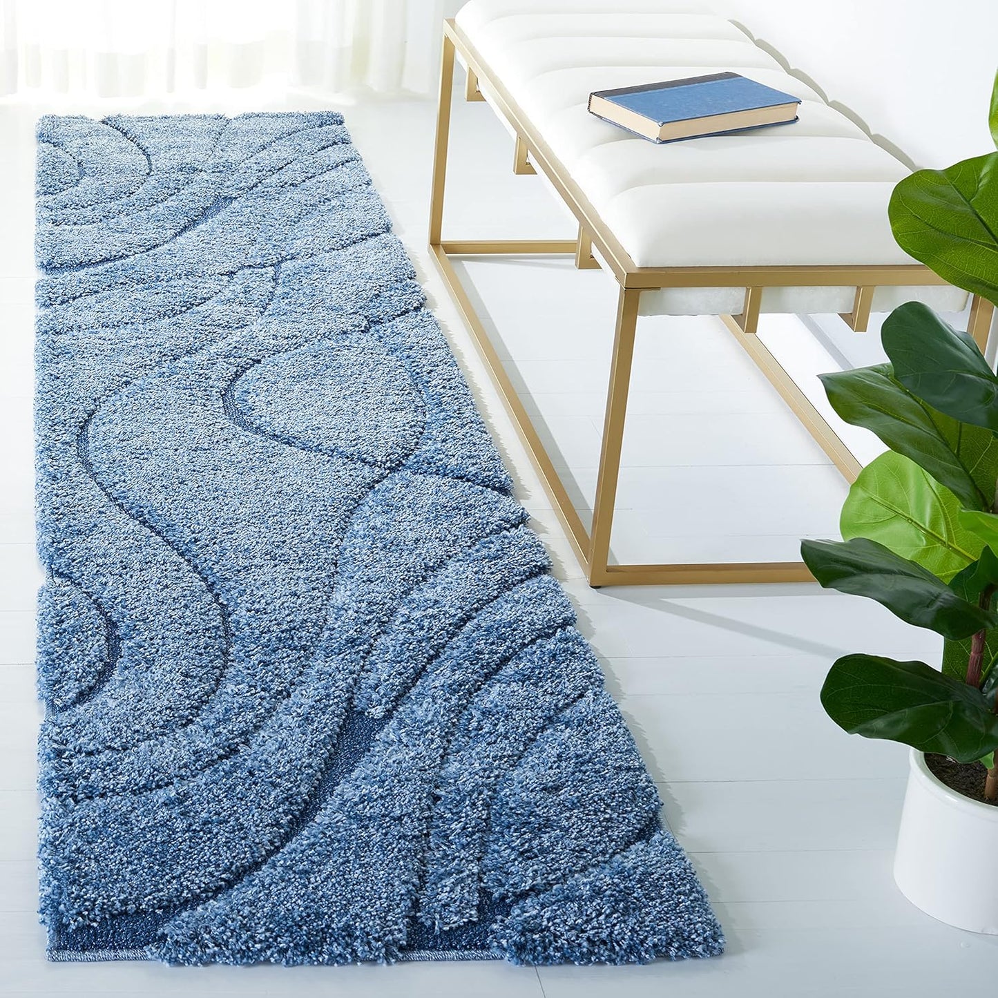 SAFAVIEH Florida Shag Runner Rug - Light Blue & Blue 2ft 3in x 9ft