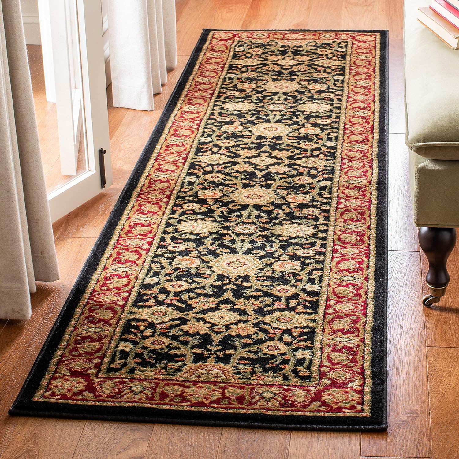 SAFAVIEH Lyndhurst Collection Runner Rug - Traditional Design