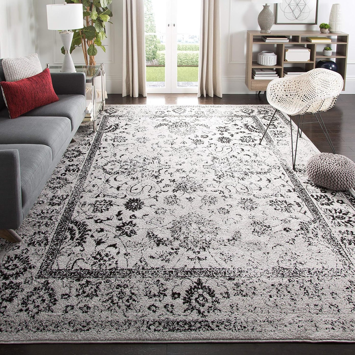 SAFAVIEH Adirondack Collection Area Rug - Stylish & Durable