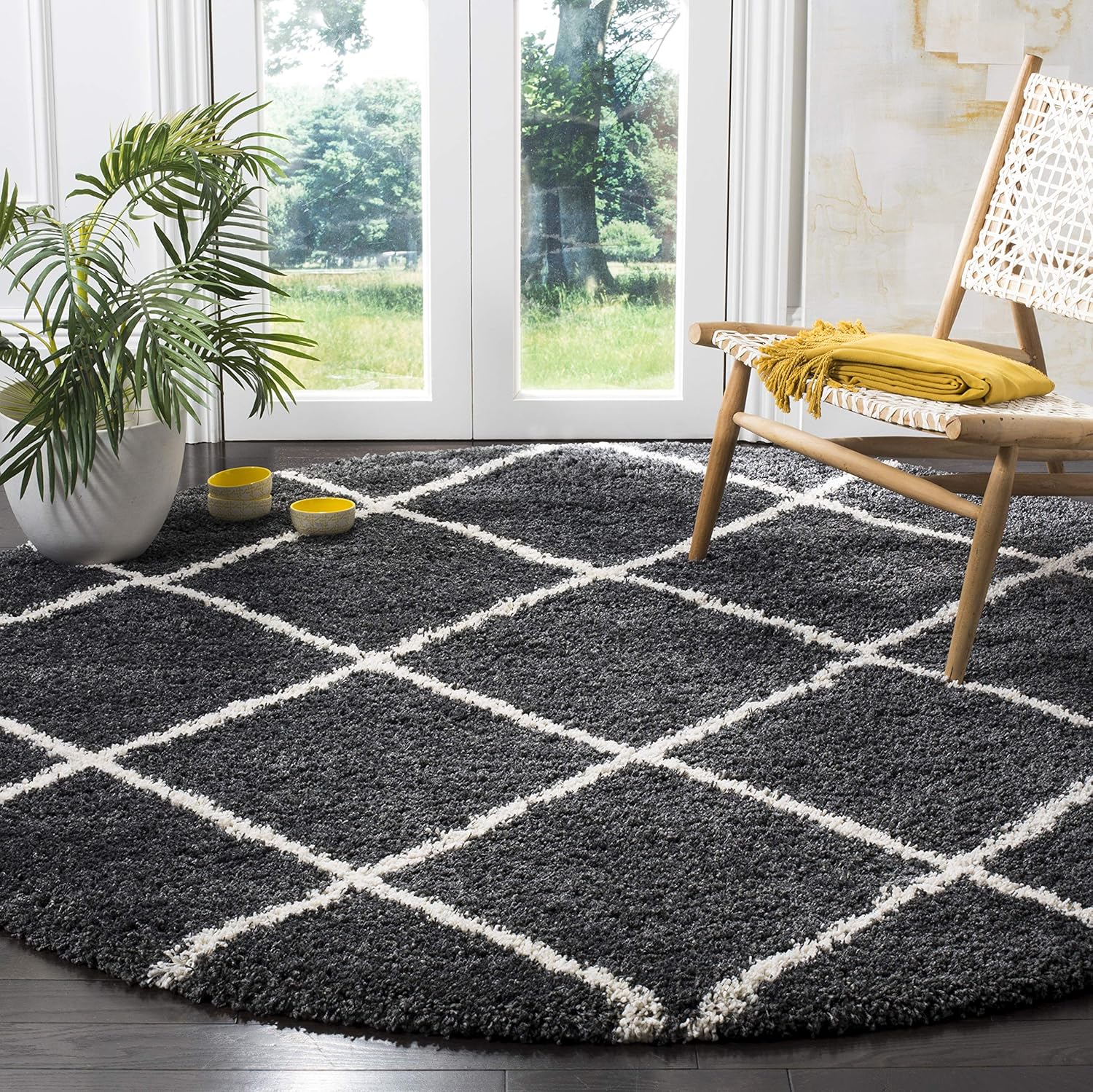 SAFAVIEH Hudson Shag 7ft Round Dark Grey/Ivory Area Rug Review