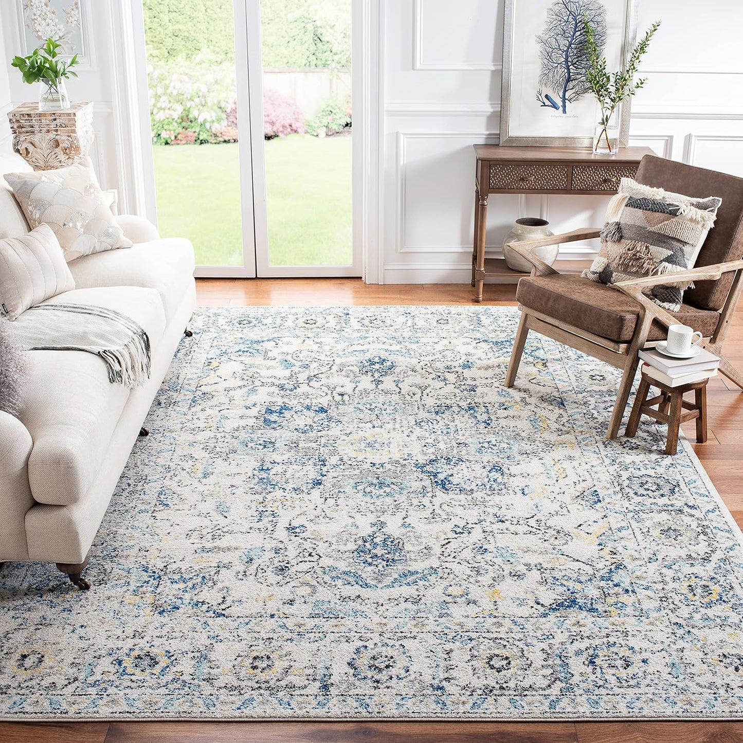 SAFAVIEH Madison Collection Area Rug - Stylish and Durable
