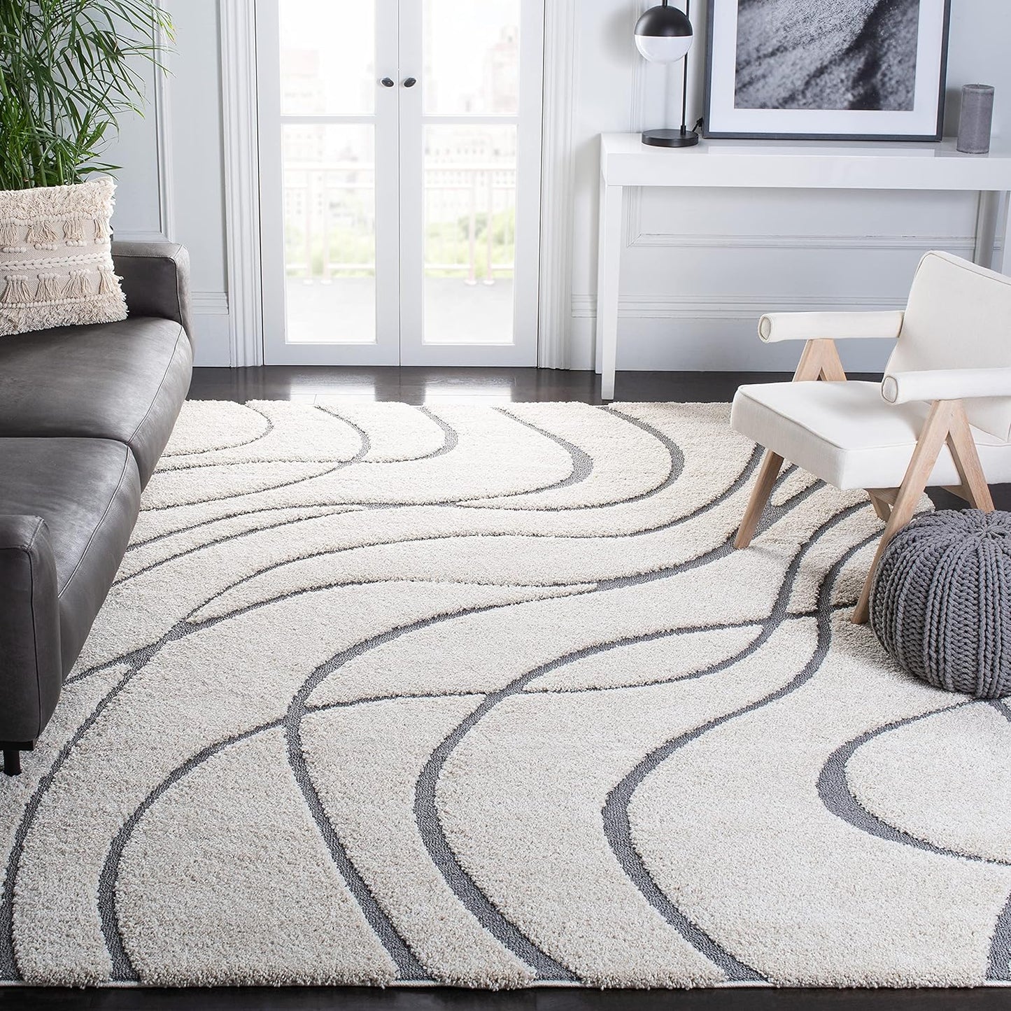 SAFAVIEH Florida Shag Collection Area Rug - Cozy & Stylish