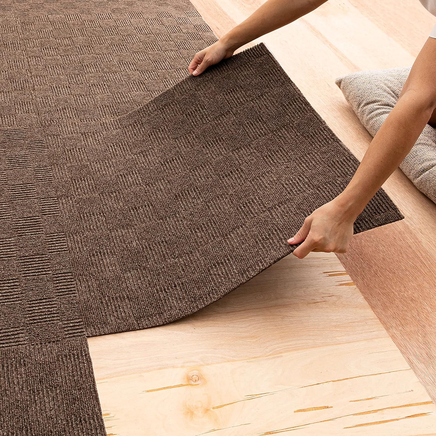 Mohawk Home Indoor/Outdoor Peel and Stick Carpet Tiles for Durability
