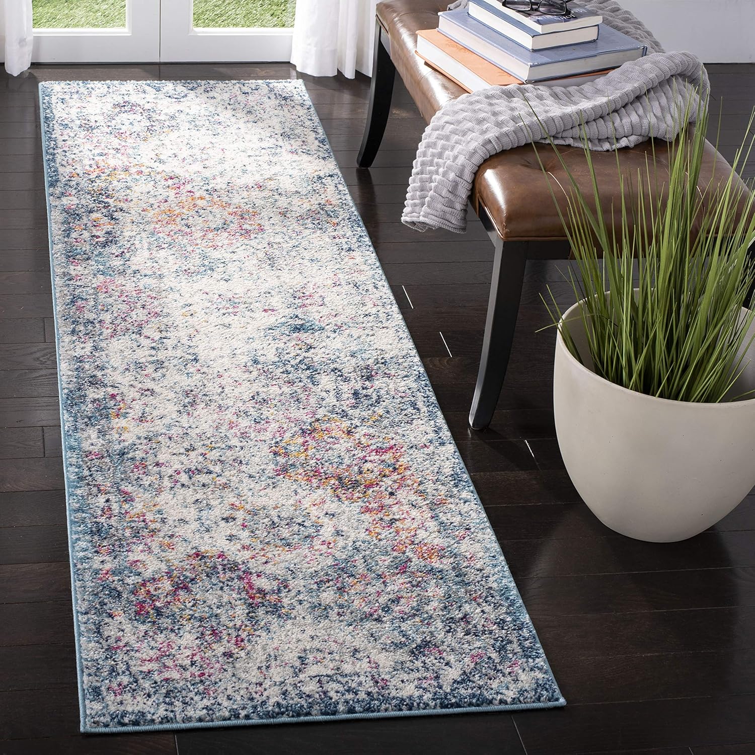 SAFAVIEH Madison Collection Runner Rug - Stylish and Durable