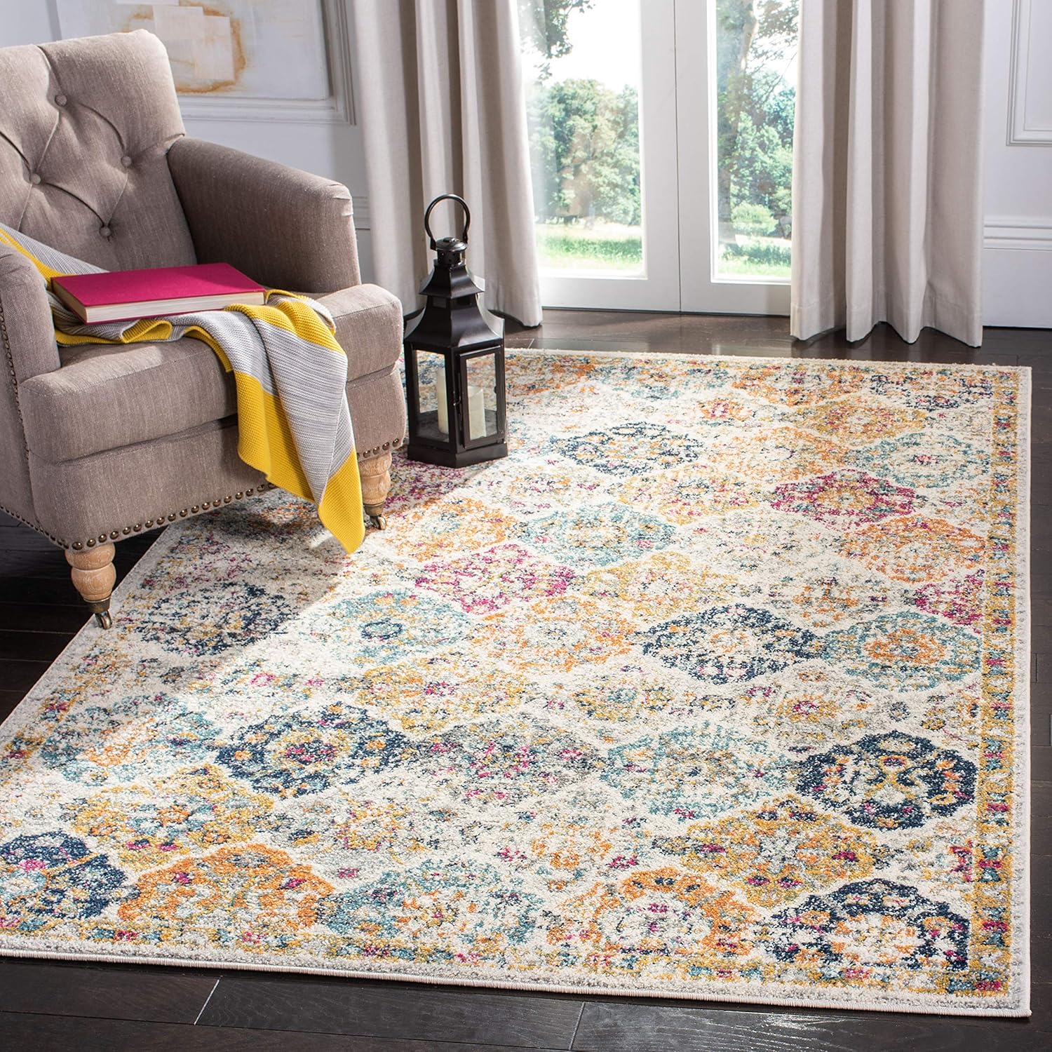 SAFAVIEH Madison Collection Accent Rug - Stylish & Durable Design