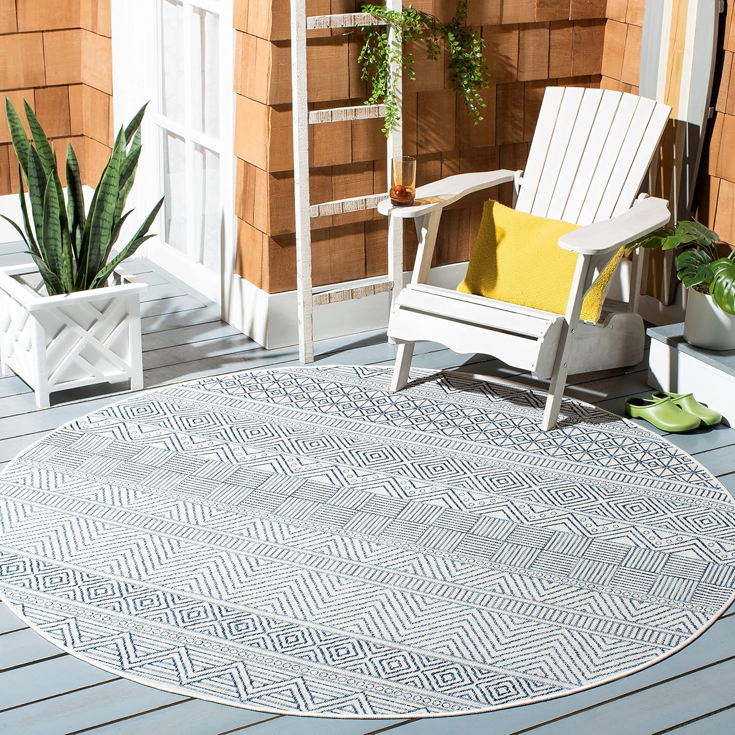 SAFAVIEH Courtyard Collection 4ft Round Ivory/Navy Rug Review