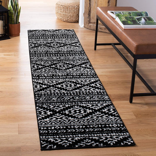 SAFAVIEH Tulum Collection Runner Rug - Stylish & Durable Design