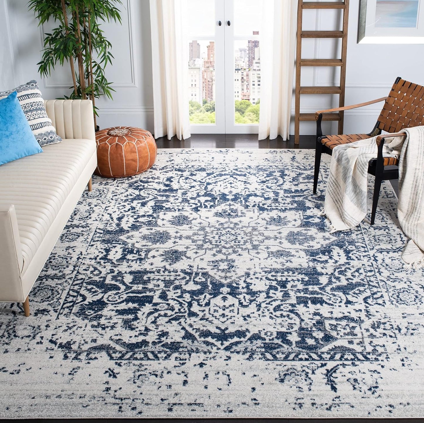 SAFAVIEH Madison Collection Area Rug - Stylish 11ft Square Design