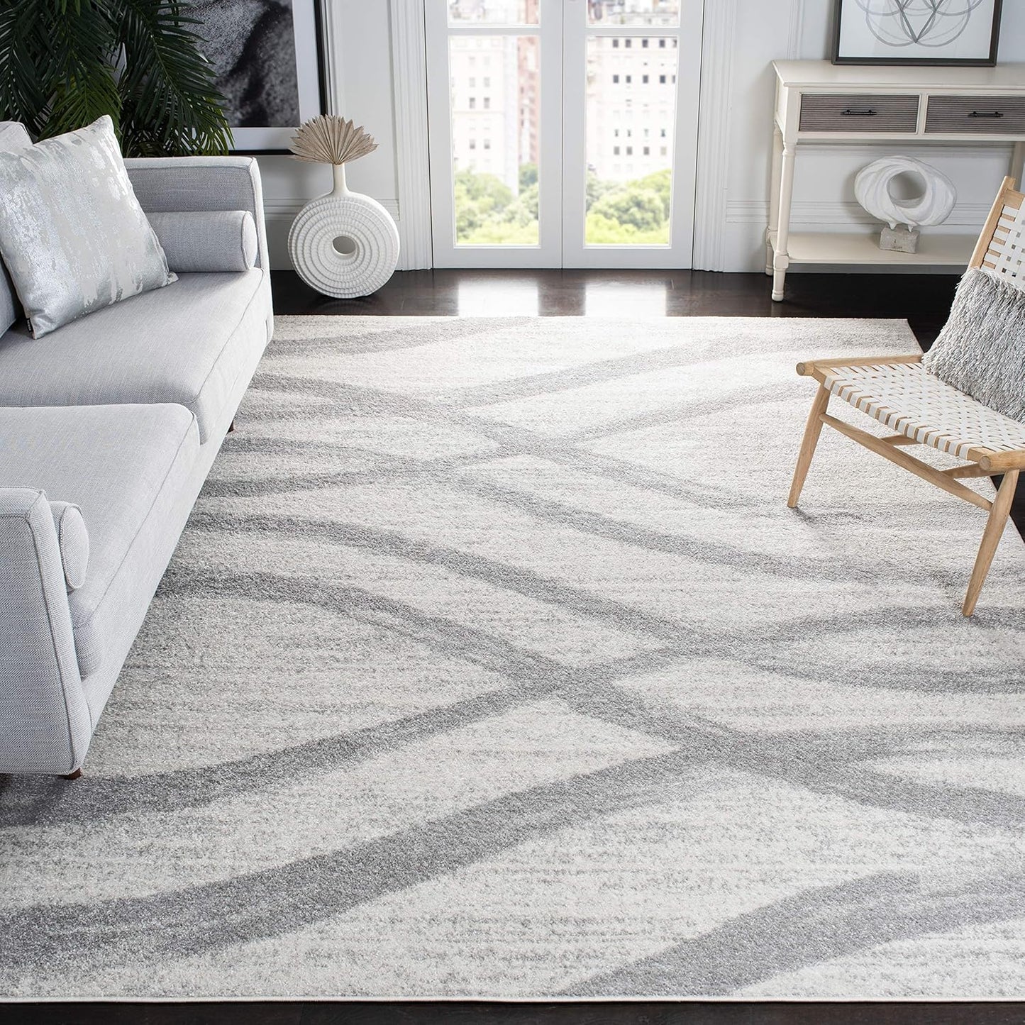 SAFAVIEH Adirondack Collection Area Rug - Modern Wave Design
