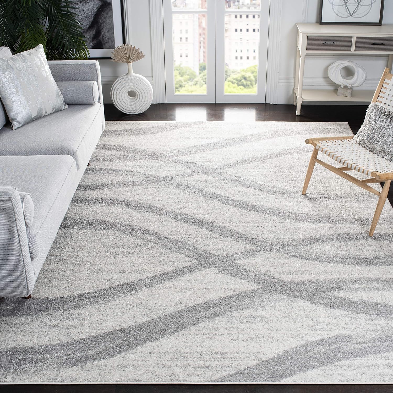 SAFAVIEH Adirondack Collection Area Rug - Modern Wave Design