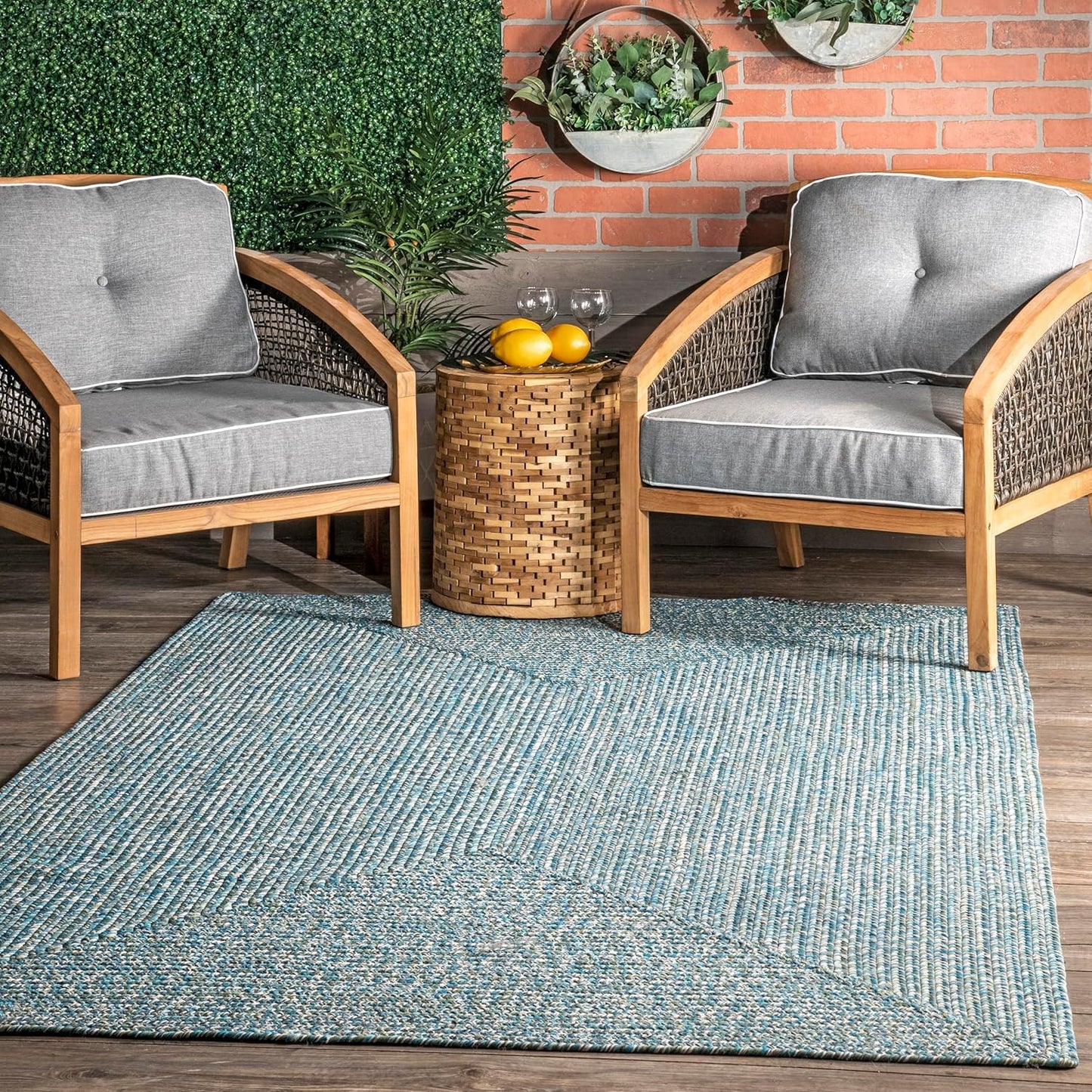 nuLOOM 2ft x 8ft Solid Hand Braided Indoor/Outdoor Area Rug