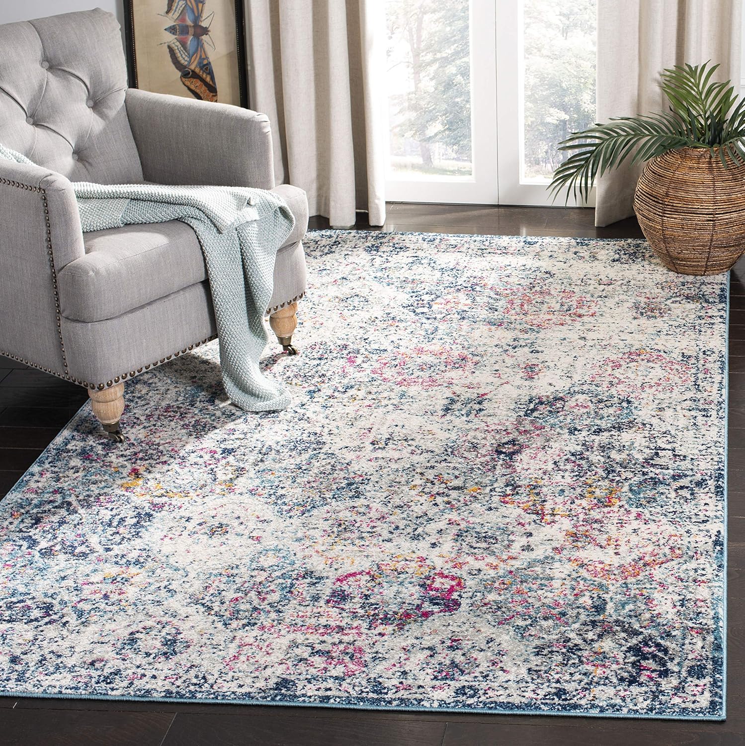 SAFAVIEH Madison Collection Accent Rug - Floral Medallion Design
