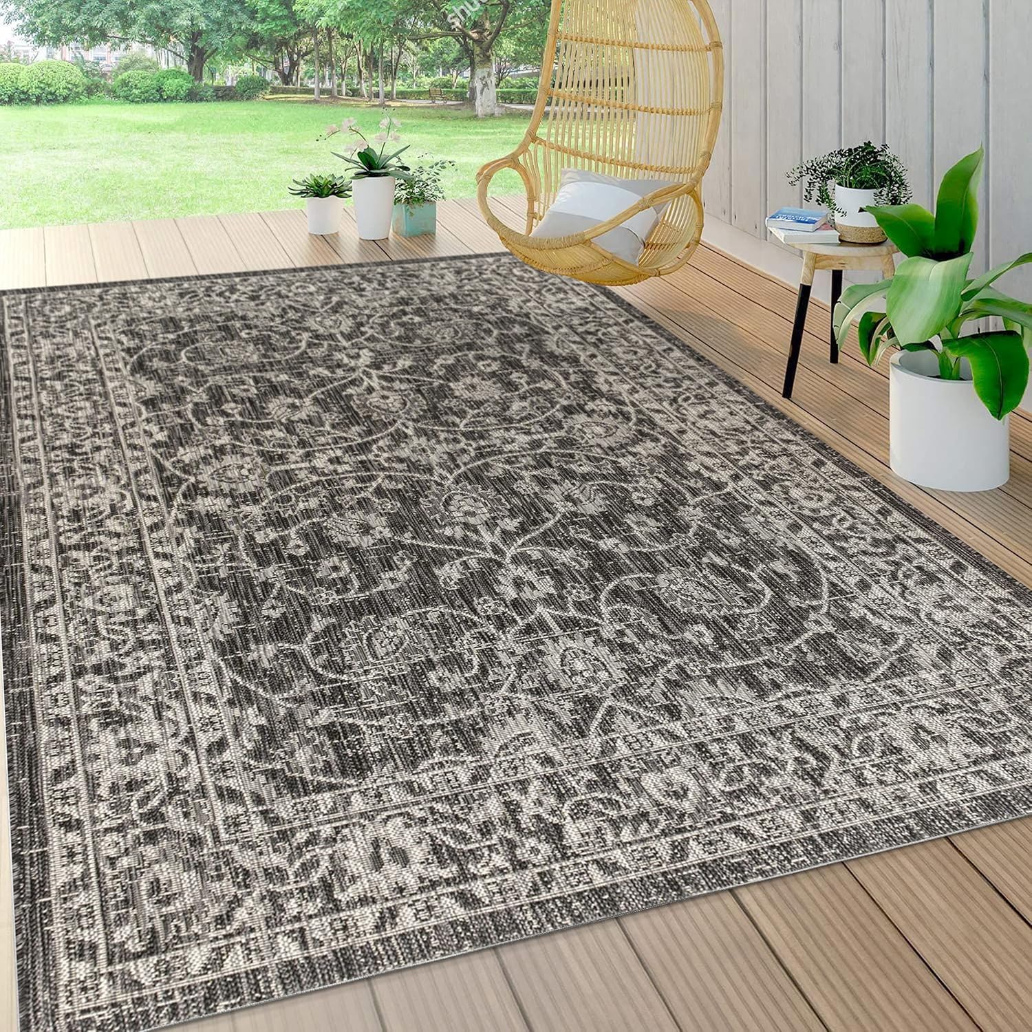 Palazzo Vine and Border Textured Weave Indoor Outdoor Area Rug