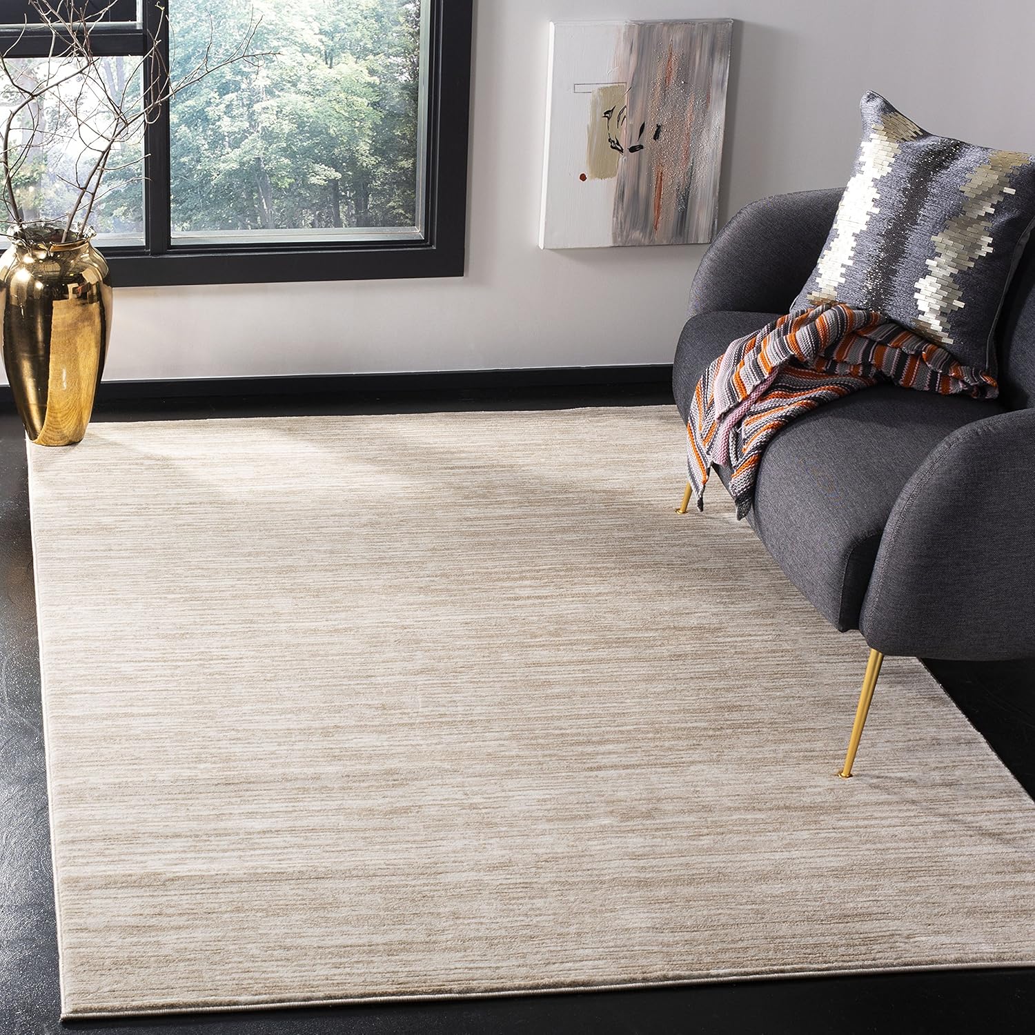 SAFAVIEH Vision Collection Area Rug - Chic Design for Any Room