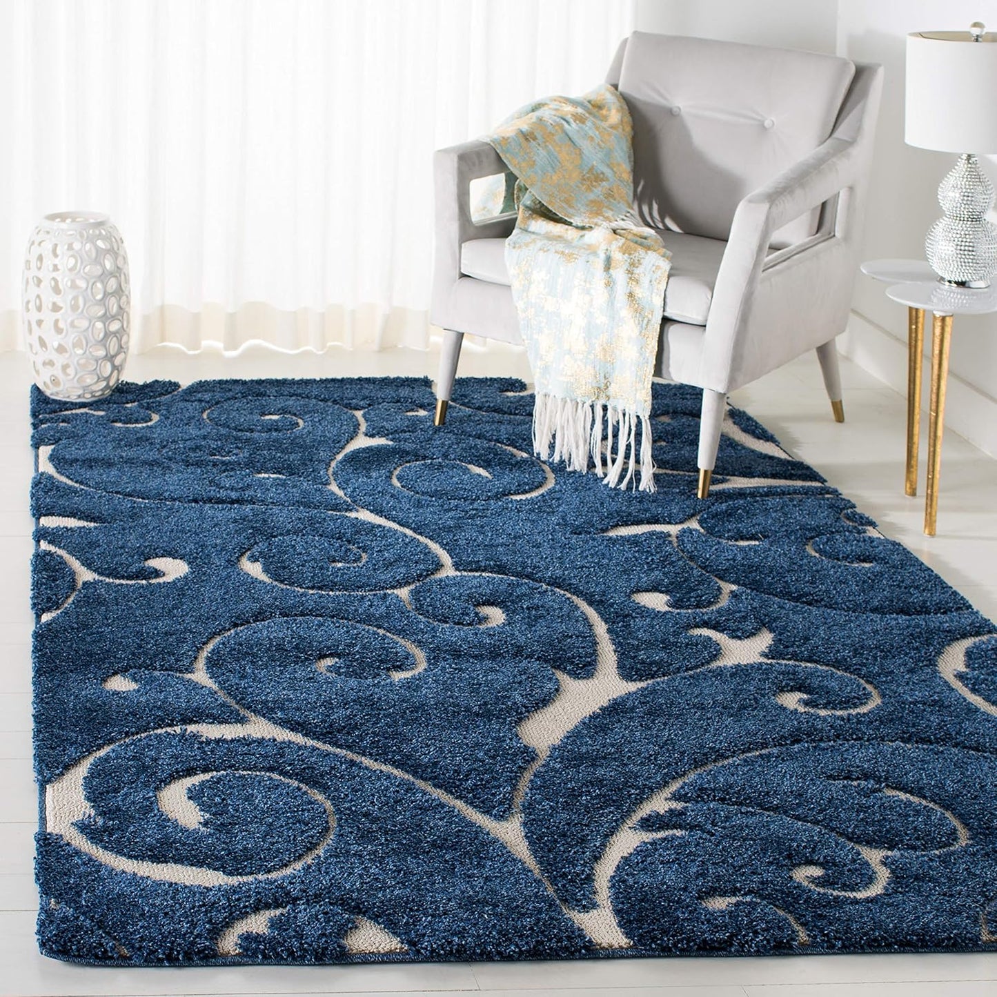 SAFAVIEH Florida Shag Collection Accent Rug - Cozy & Durable