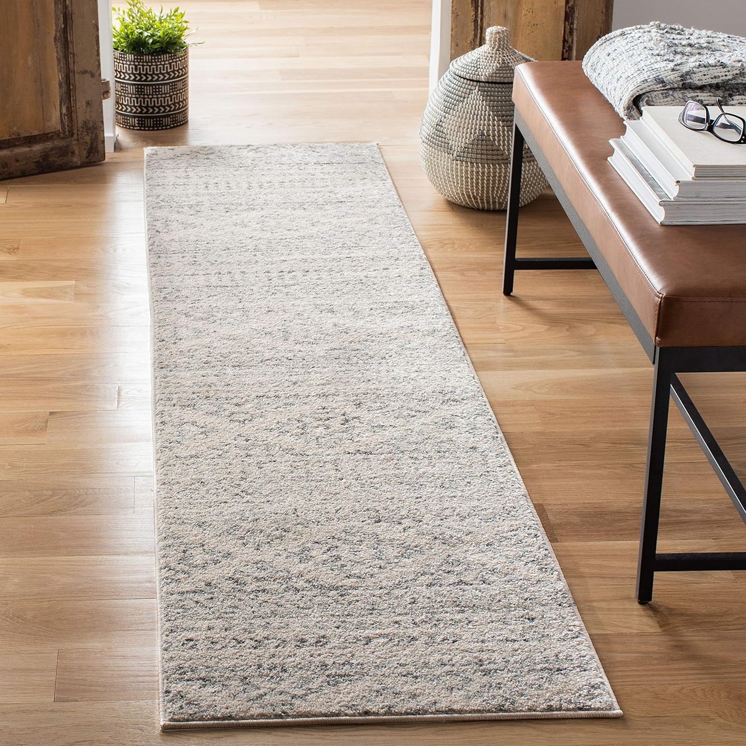 SAFAVIEH Tulum Collection Runner Rug - Stylish & Durable Design