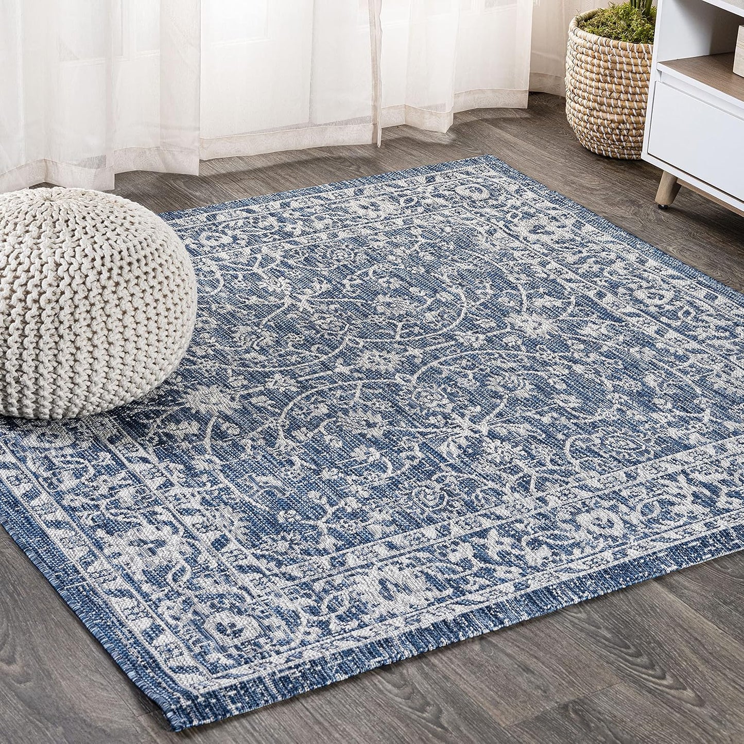 Vine & Border Indoor Outdoor Square Area Rug 5X5 for Patio