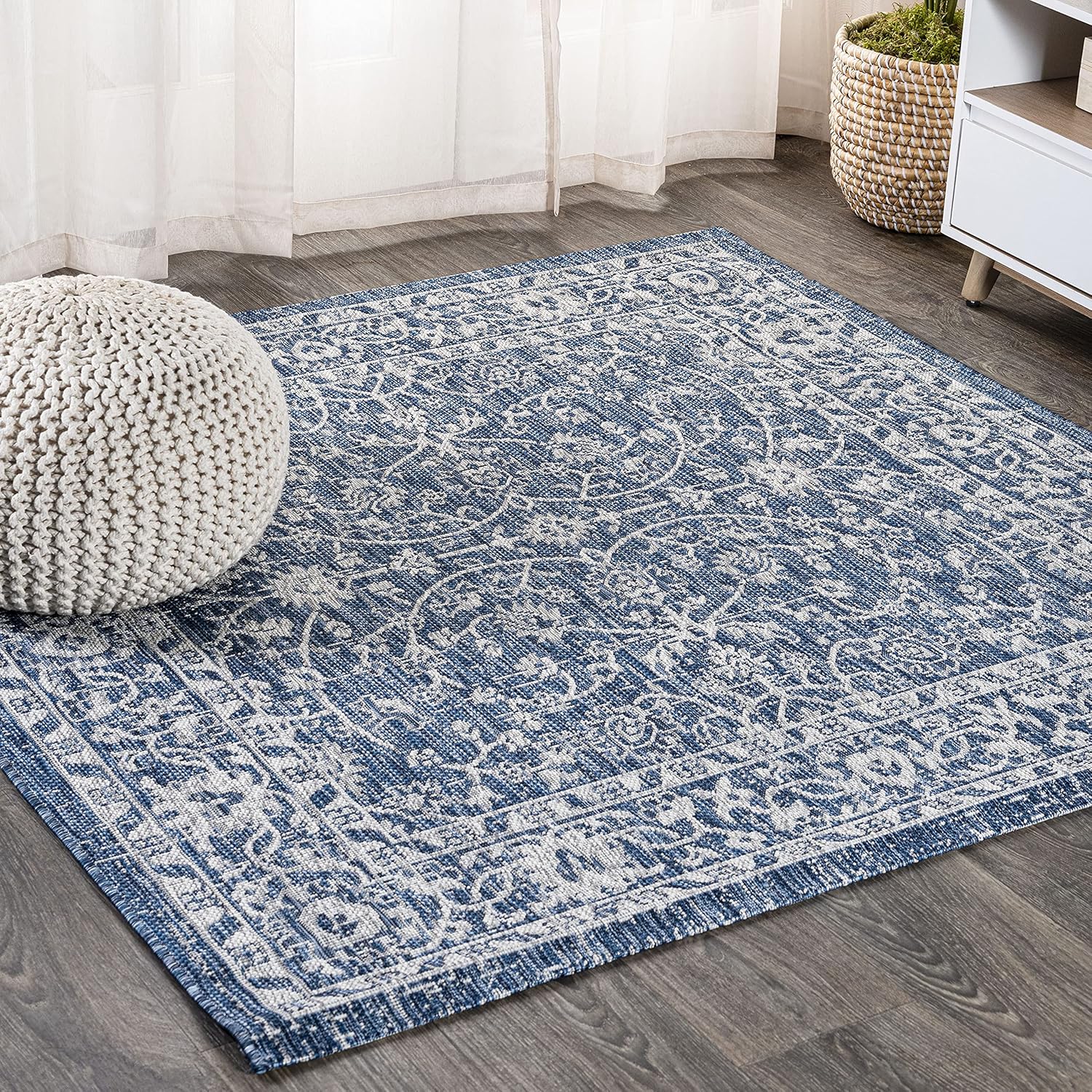 Vine & Border Indoor Outdoor Square Area Rug 5X5 for Patio