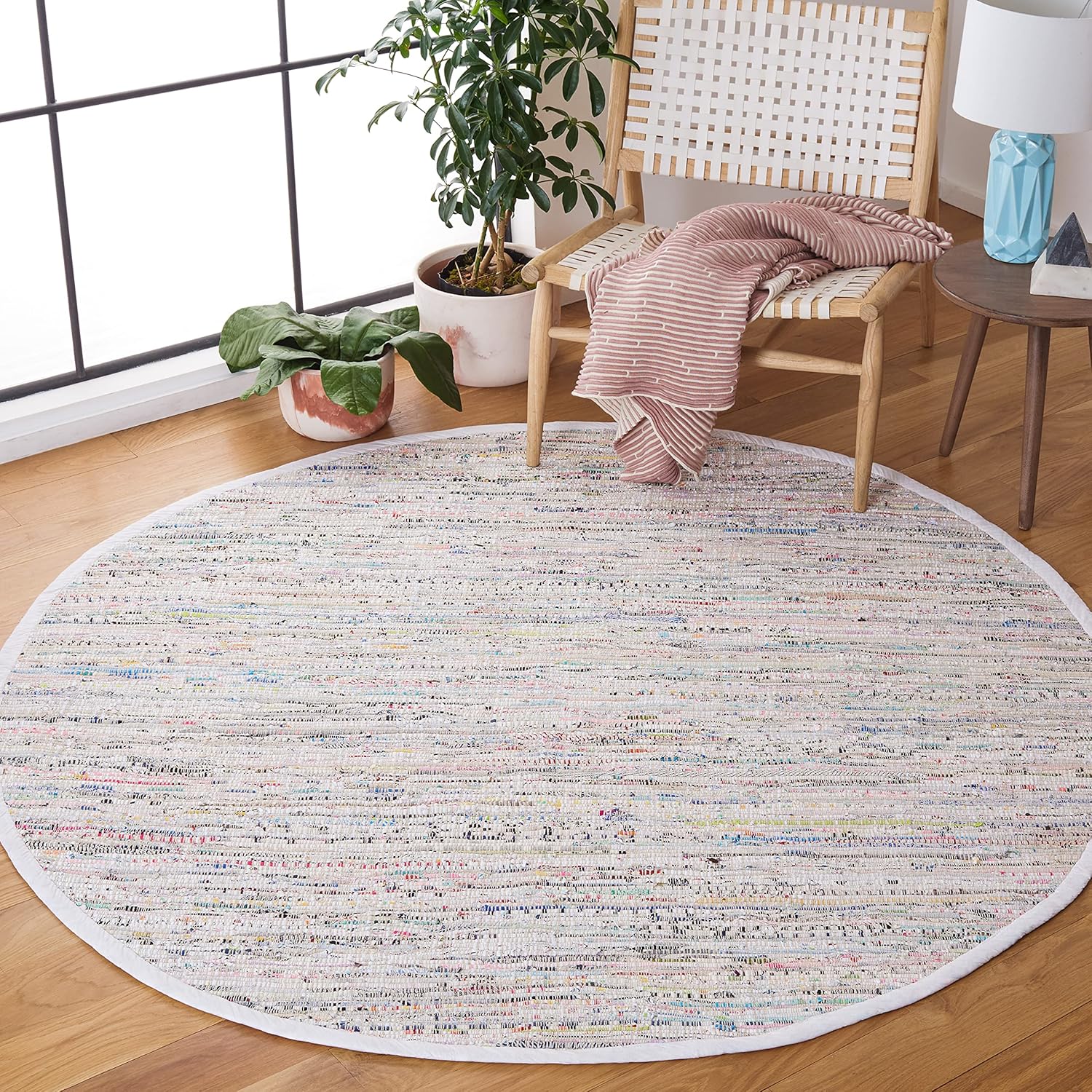 SAFAVIEH Rag Rug Collection 7ft Round Ivory/Multi Handmade Rug