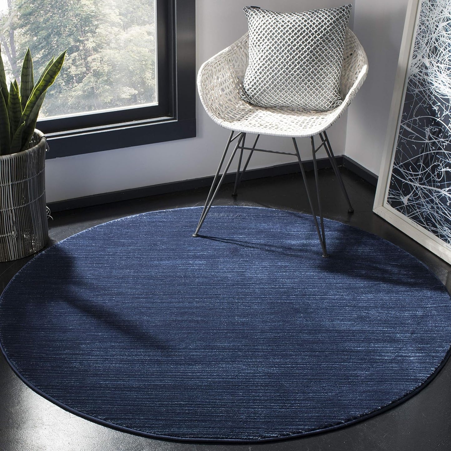 SAFAVIEH Vision Collection 6ft 7in Round Navy Modern Ombre Rug