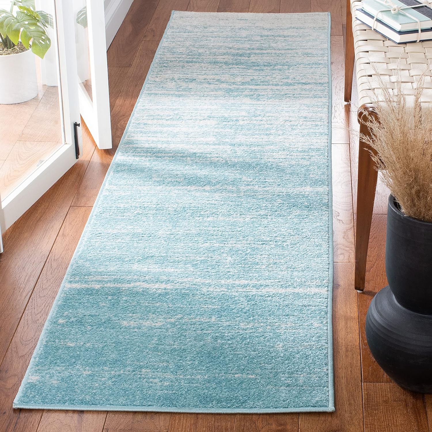 SAFAVIEH Adirondack Collection Runner Rug - Modern Ombre Design