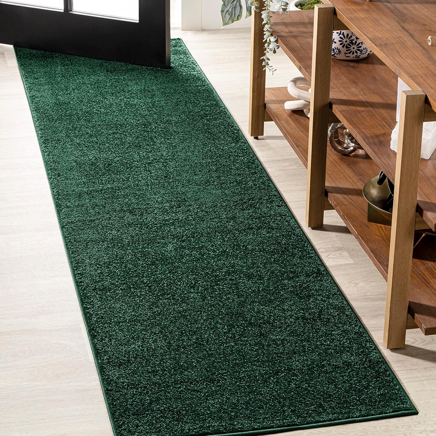 Haze Solid Low-Pile Emerald Runner Rug for Stylish Spaces