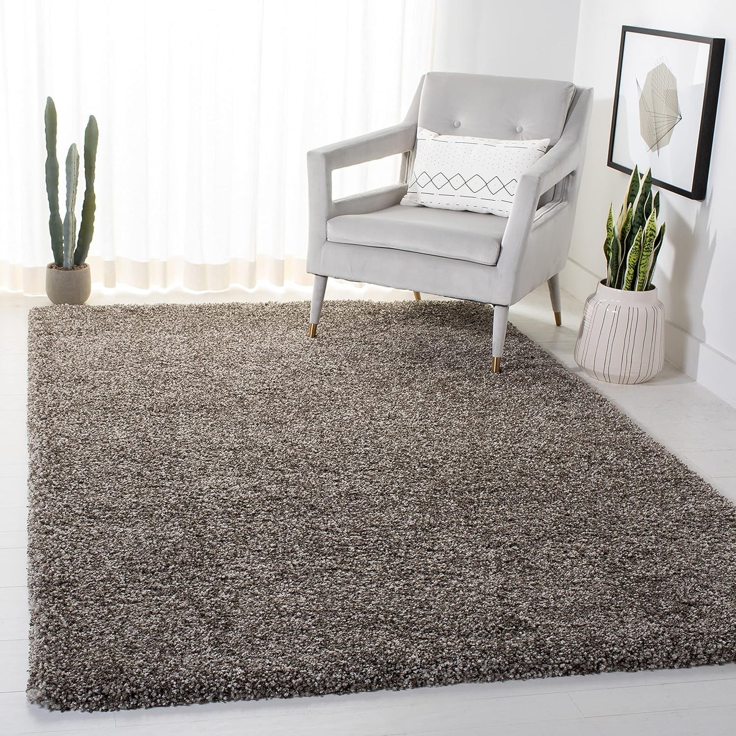 SAFAVIEH Milan Shag Collection Area Rug - Plush & Cozy Design