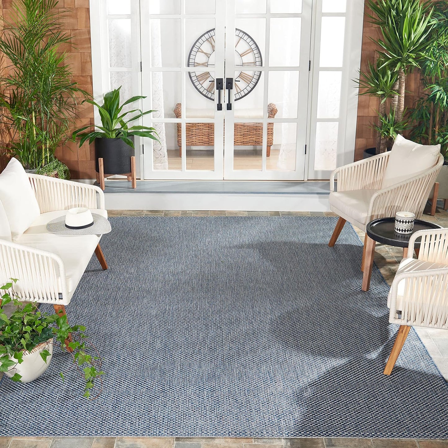 SAFAVIEH Courtyard Collection 7ft 1in Square Navy/Grey Mat
