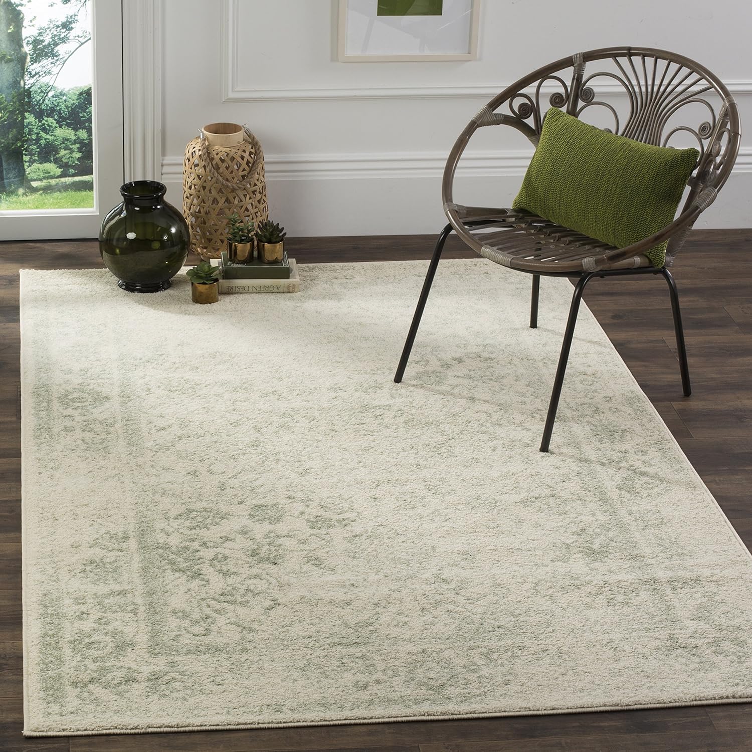 SAFAVIEH Adirondack Accent Rug - Stylish & Durable Design