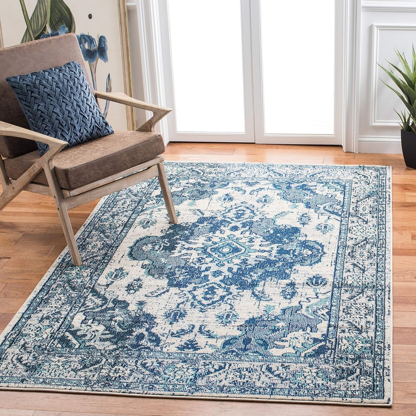 SAFAVIEH Monaco Collection Accent Rug - Boho Medallion Design