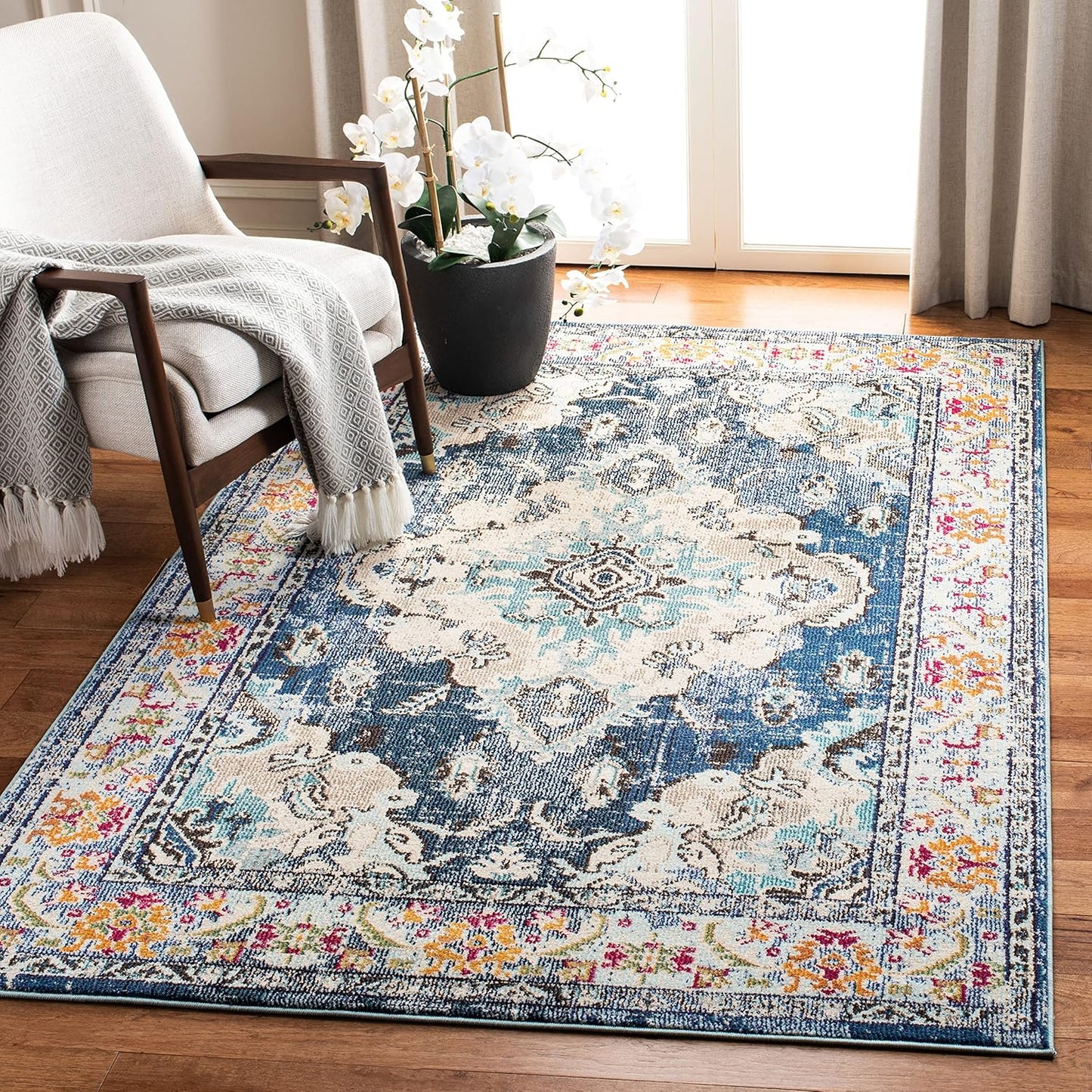 SAFAVIEH Monaco Collection Accent Rug - Stylish & Durable Design