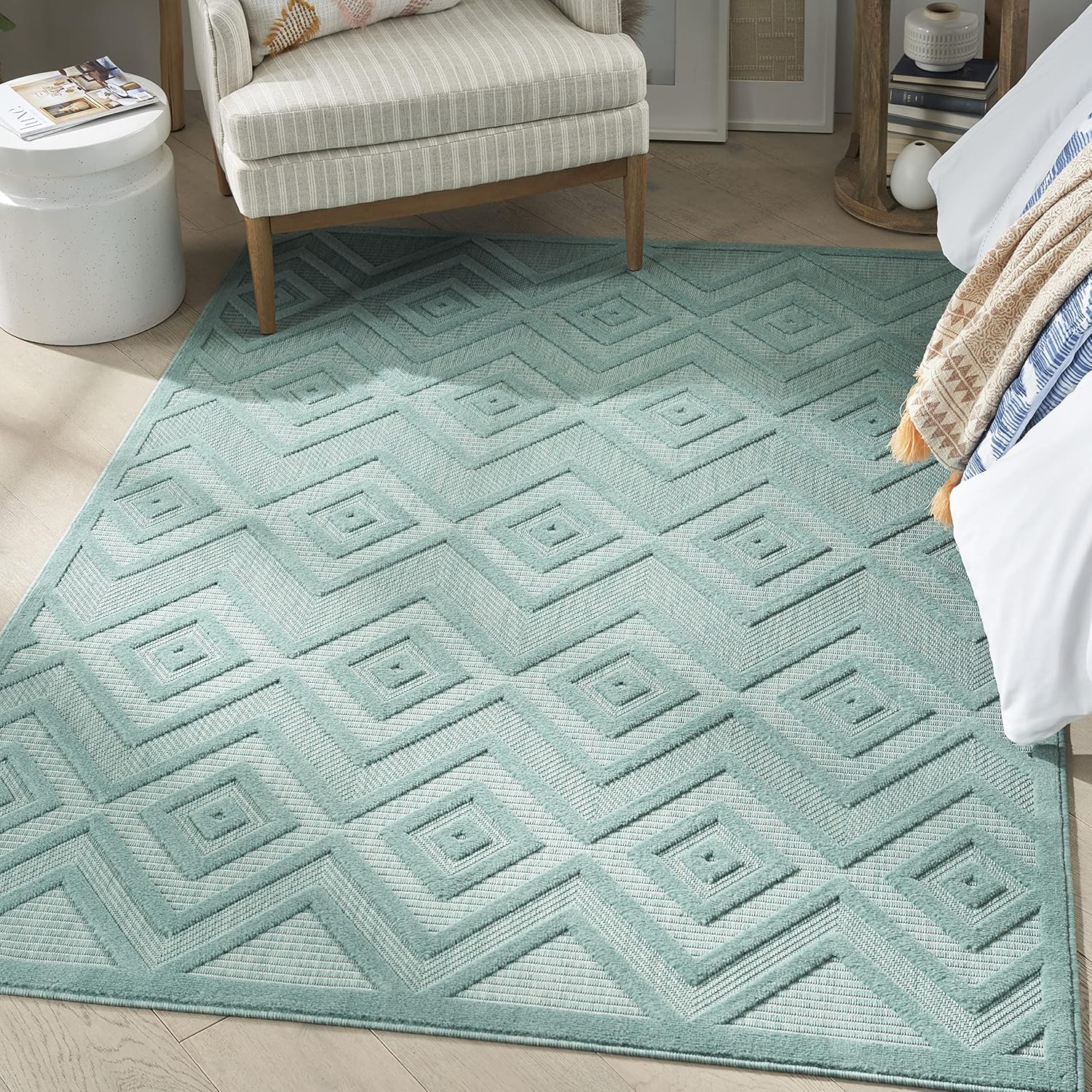 Nourison Home Versatile 5ft x 7ft Indoor/Outdoor Rug in Aqua/Teal