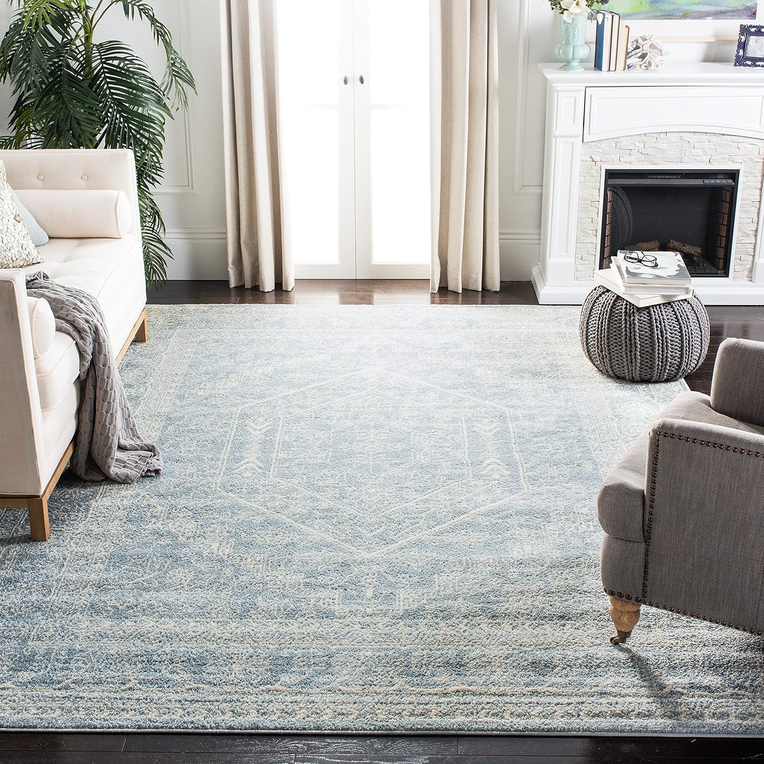 SAFAVIEH Adirondack Collection Area Rug - Stylish & Durable