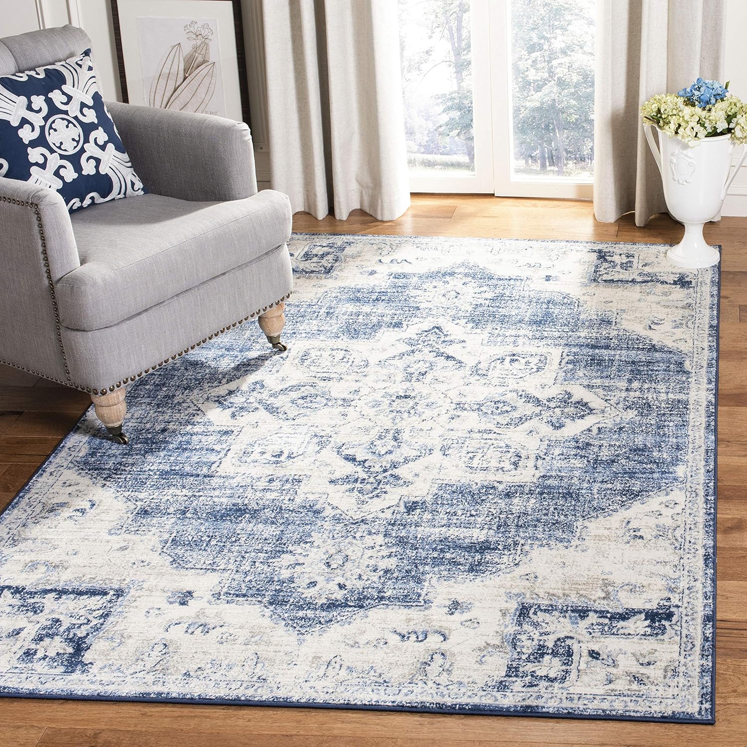 Brentwood Collection Area Rug - Stylish Ivory & Navy Design