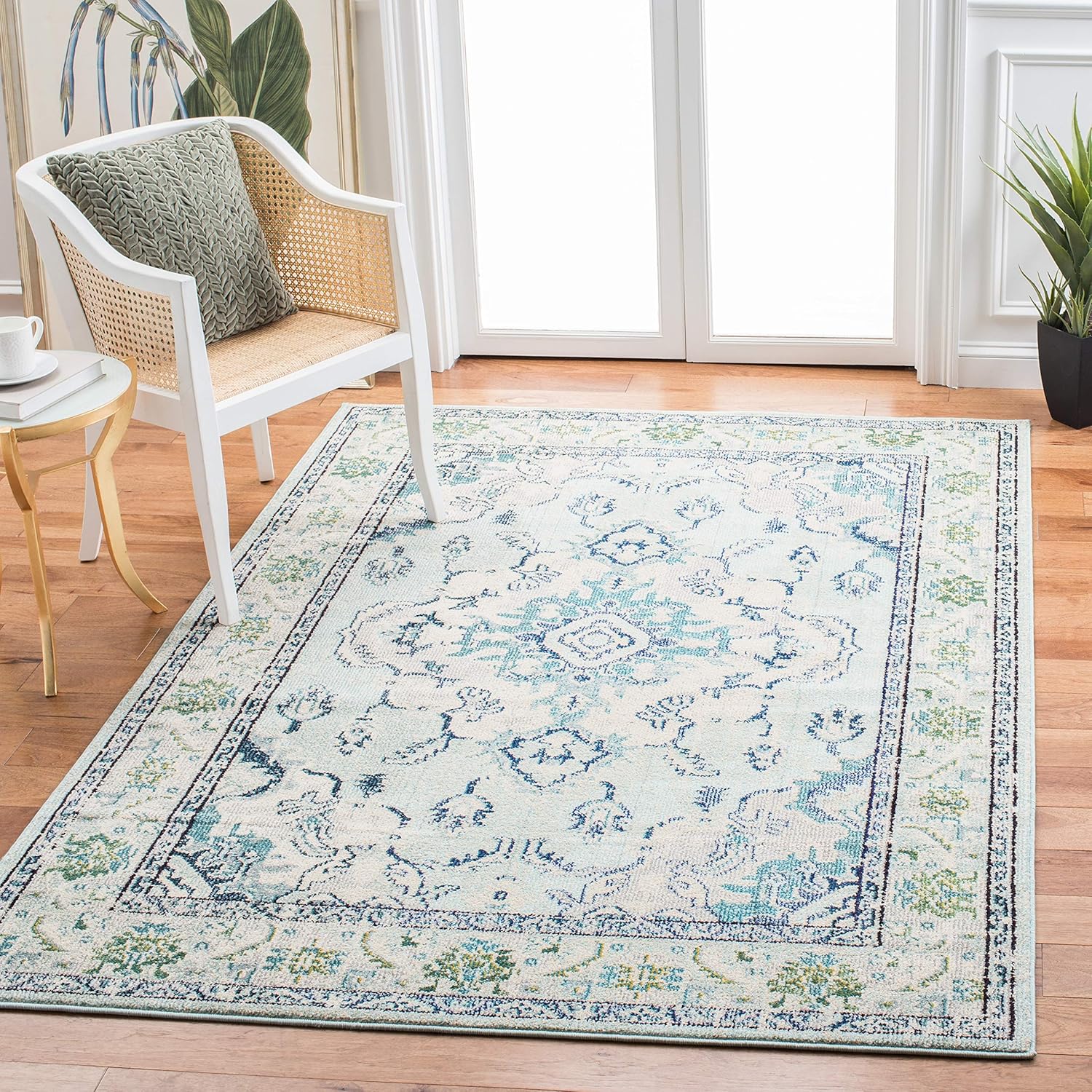 SAFAVIEH Monaco Collection Accent Rug - Stylish & Durable Design