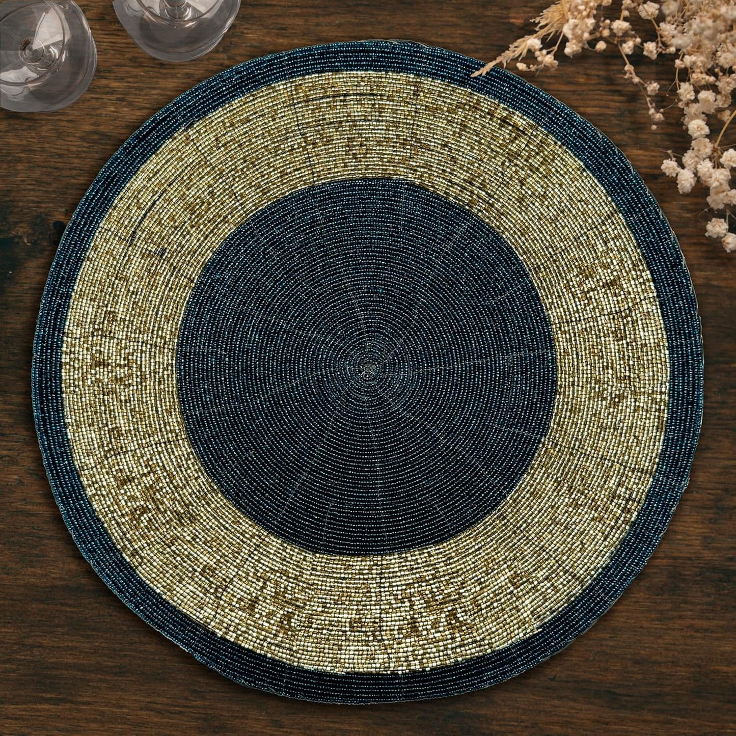 Decozen Round Placemats Set of 8 for Elegant Holiday Dining