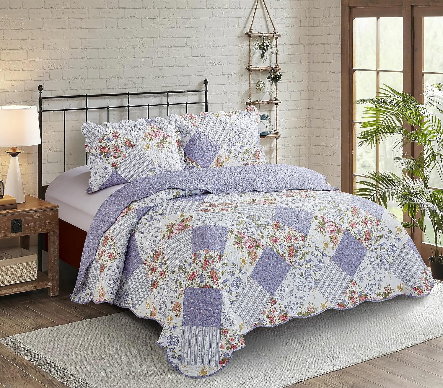 Brilliant Sunshine Rose Violet Patchwork Quilt Set for All Seasons