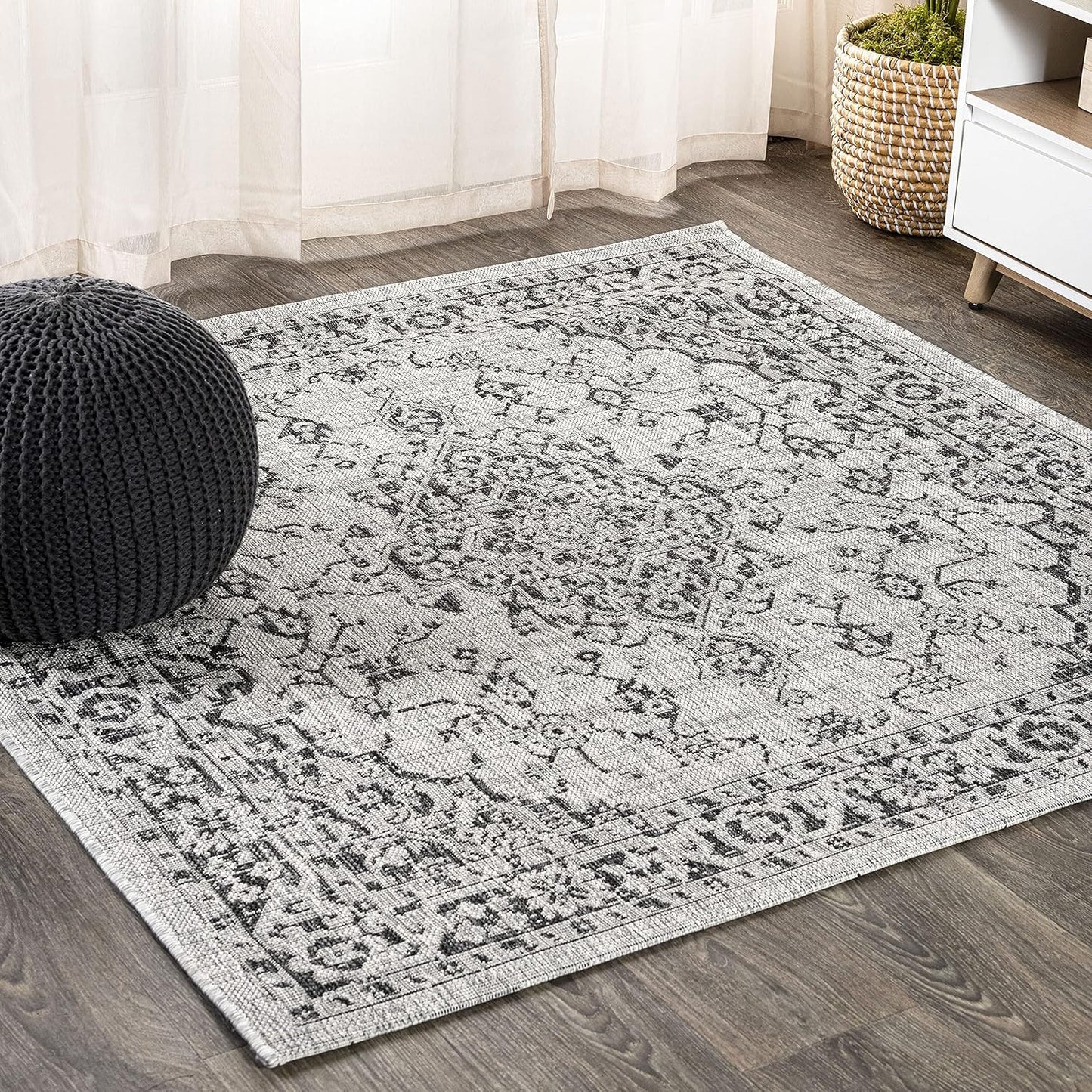 Boho Medallion Indoor Outdoor Square Area Rug 5X5 Gray/Black