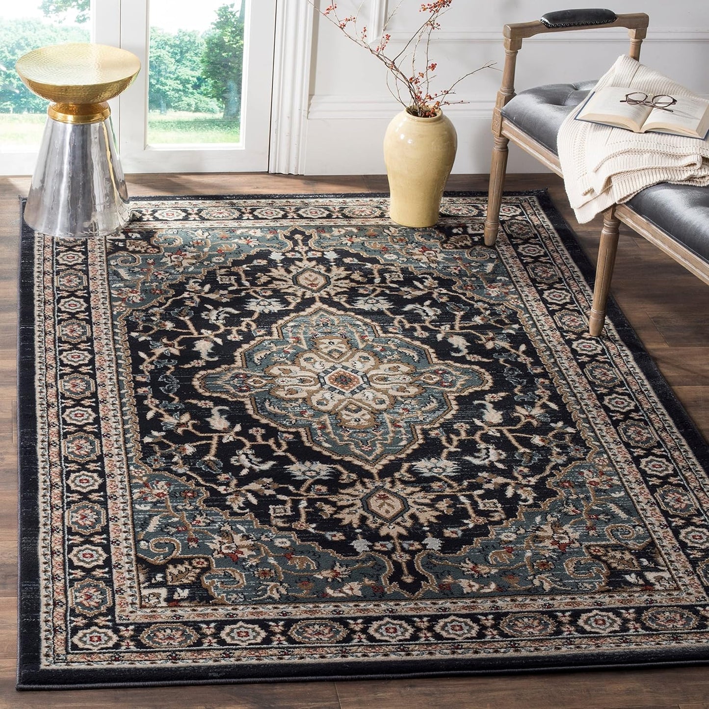 SAFAVIEH Lyndhurst Collection Accent Rug - Stylish & Durable