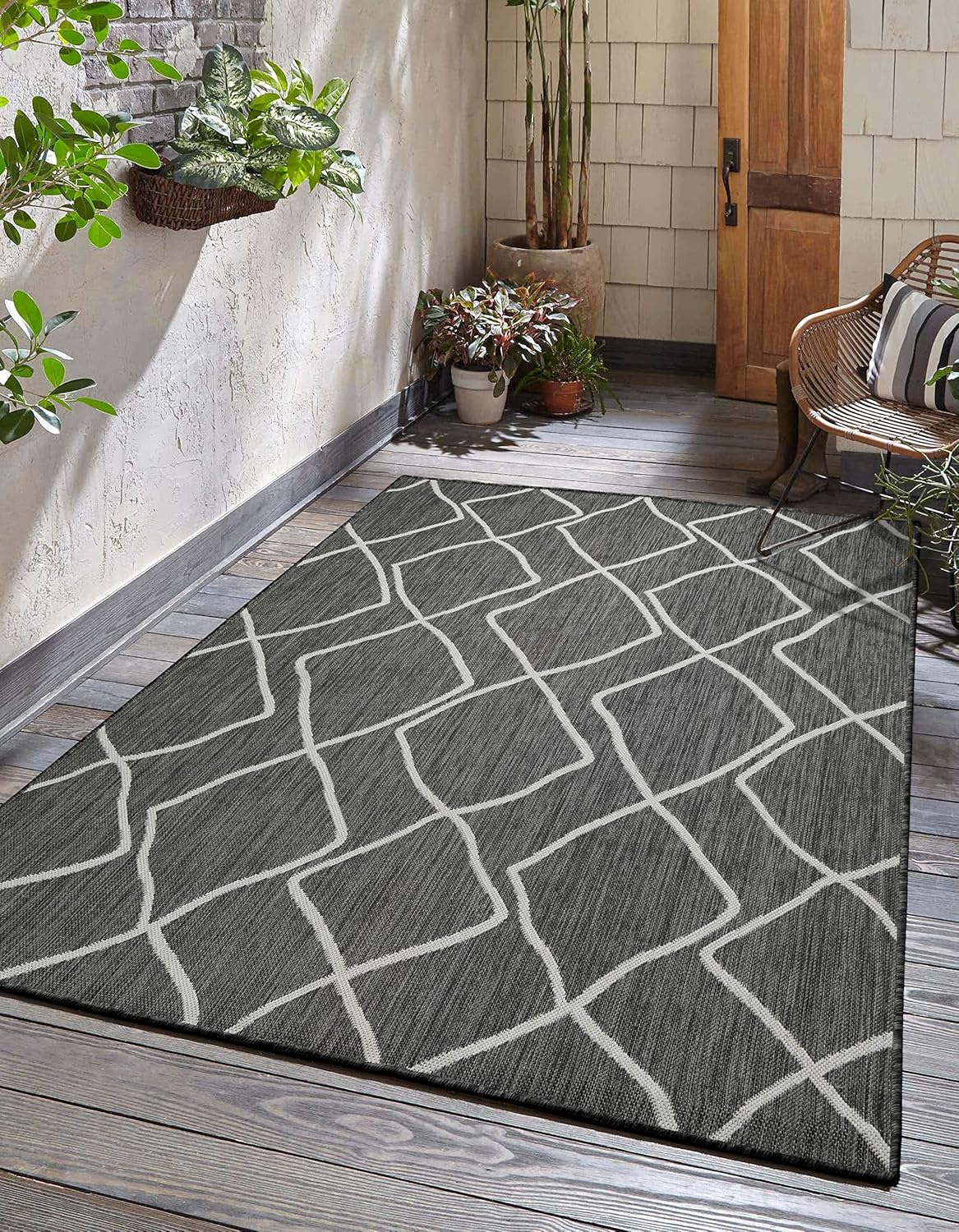 Adiva Rugs Outdoor Indoor Area Rug for All Seasons and Spaces